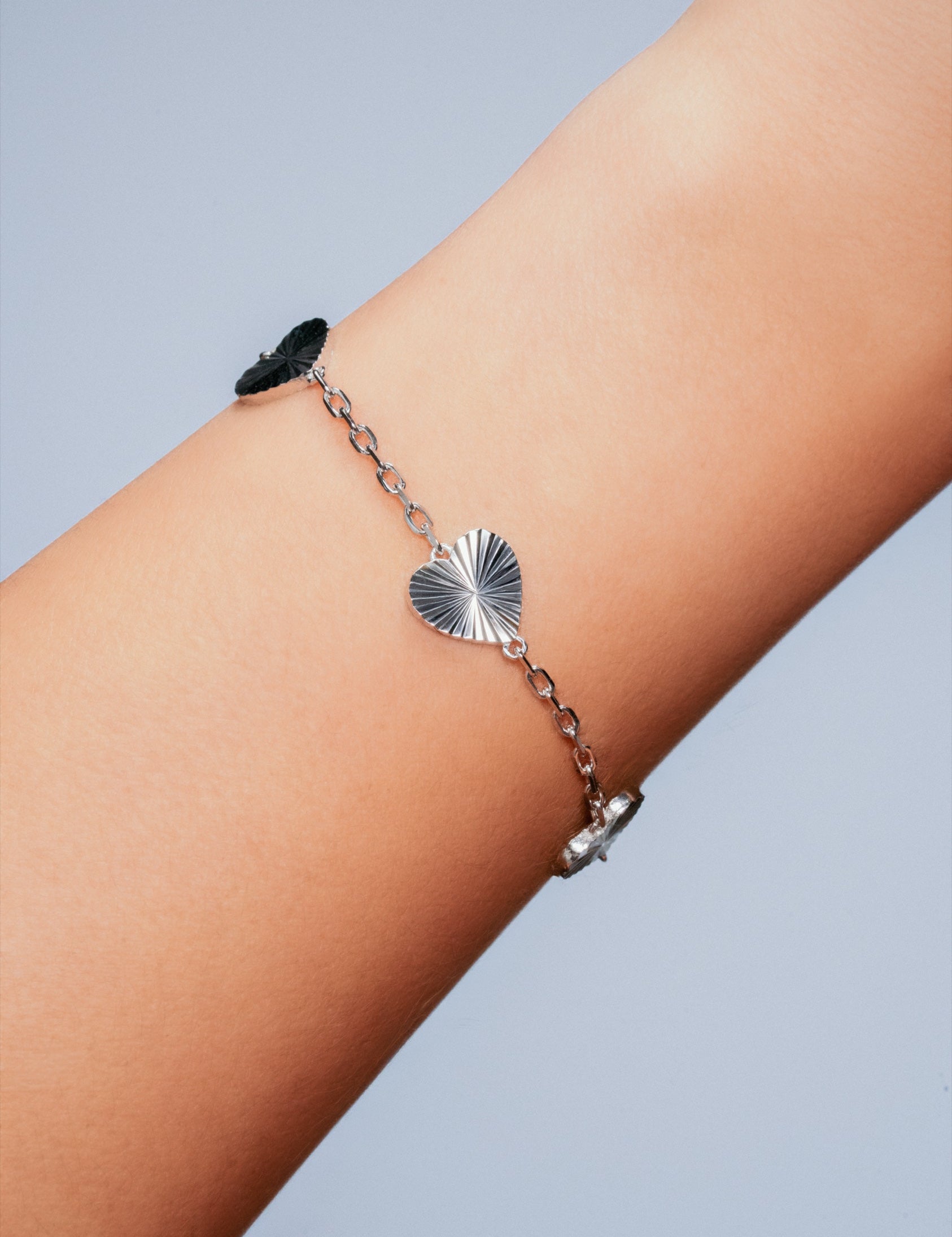 Silver_5_Fluted_Heart_Bracelet.jpg