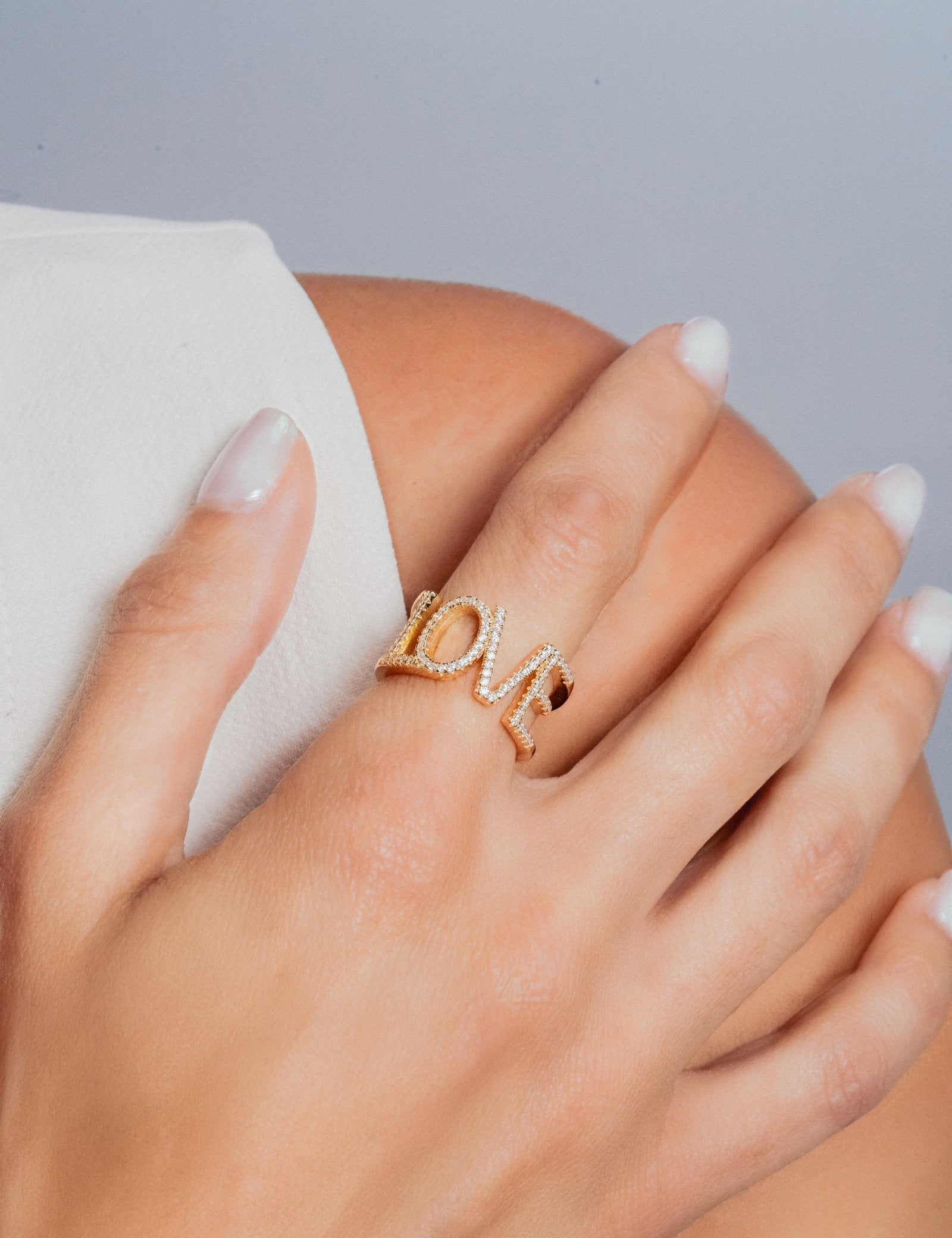 gold_love_ring.jpg