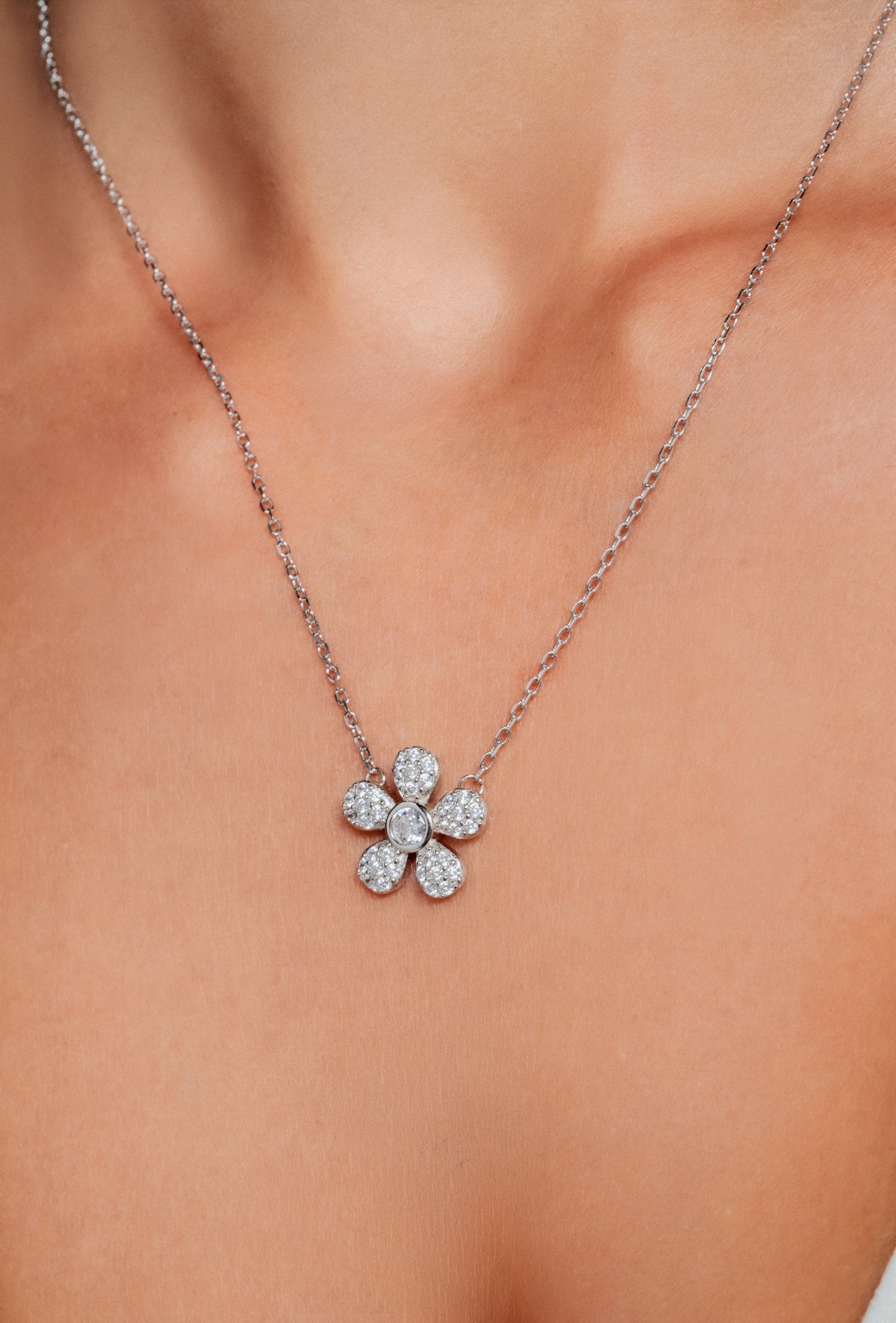 Pavé Daisy Flower Necklace